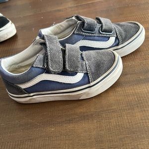 Kids unisex blue old skool vans size 11